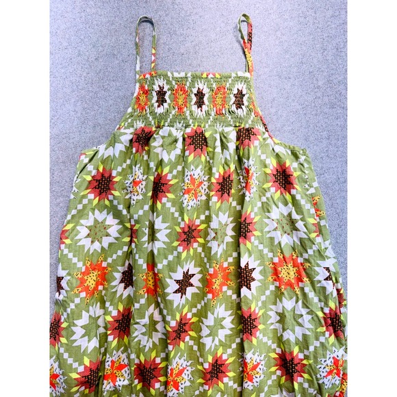Universal Thread Dresses & Skirts - Universal Thread Maxi Dress Women Small Green Patchwork Print Smocked Boho Flowy
